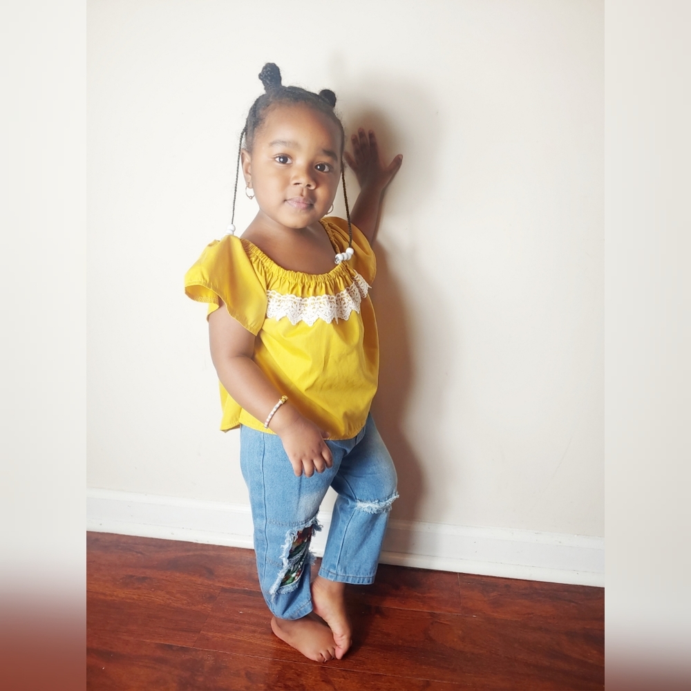 Golden Girl - Picture 5 of 6